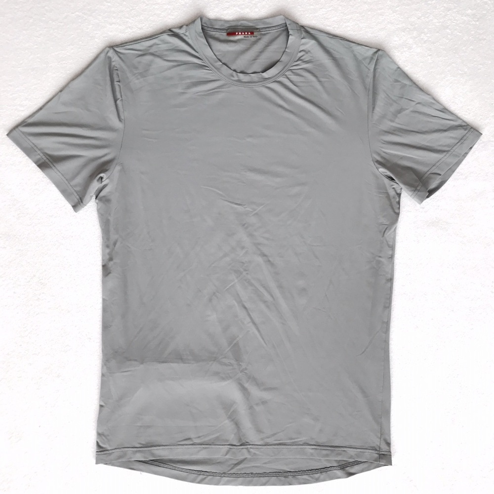 🆑 Prada Crewneck Shirt